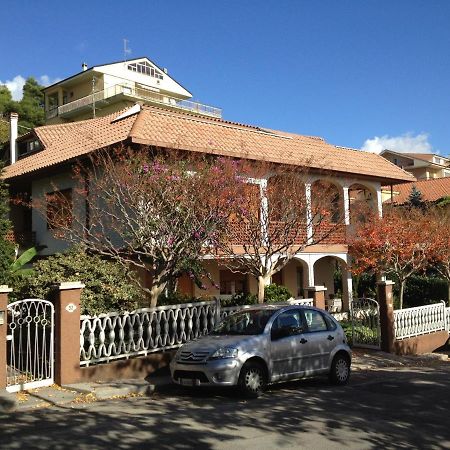Fonte Nuova Penne Acomodação com café da manhã Exterior foto